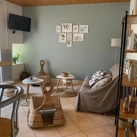 Maison Bord Du Thouet/ Parking/ Terrasse / Fibre