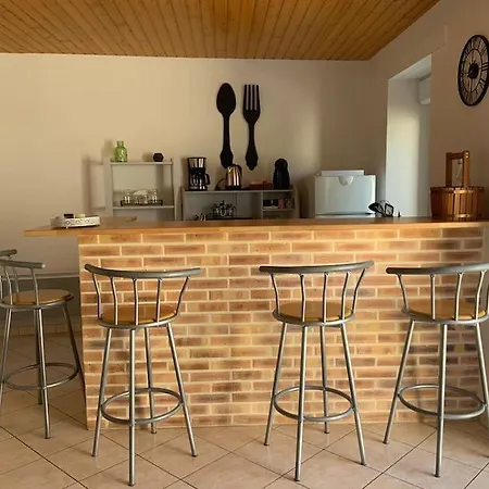 Maison Bord Du Thouet/ Parking/ Terrasse / Fibre Taizé